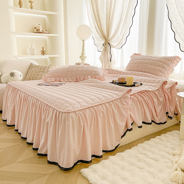 91家纺网 家纺一手货源 找家纺 笠裙家纺 2025新款防水款A类原棉水洗棉夹大豆棉加厚床裙-爱格系列 爱格-玫瑰粉