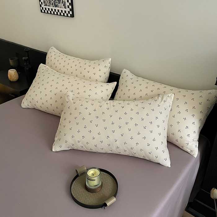 91家纺网 家纺一手货源 找家纺 仟网汇 2025新款小清新有氧针织棉双层纱系列四件套 线条樱桃