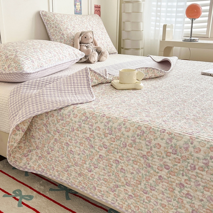 91家纺网 家纺一手货源 找家纺 沐纯家居  2025新款40支双面纯棉印花床盖三件套 紫韵