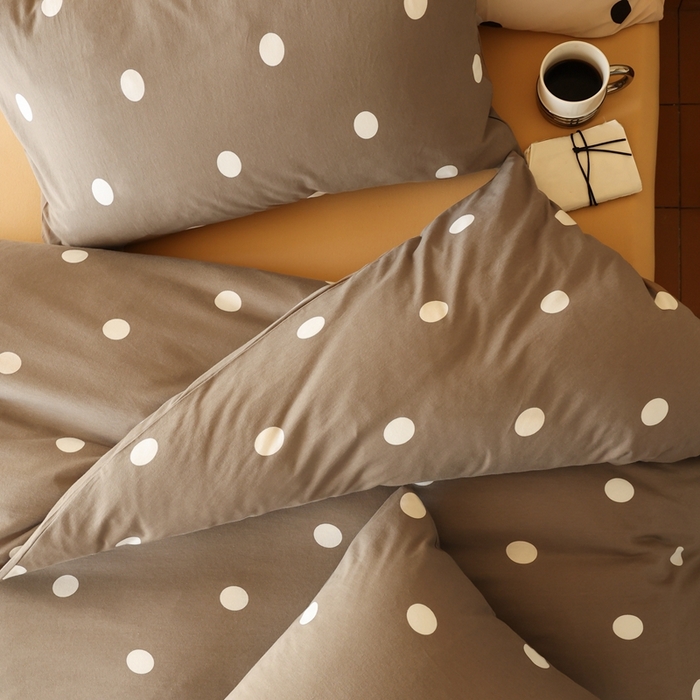 91家纺网 家纺一手货源 找家纺 梦可莱家居 2025新款全棉针织四件套【加大系列】 波点咖啡