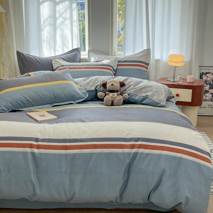 91家纺网 家纺一手货源 找家纺 菲梵家纺 2025新款小清新喷气印花全棉单品被套 晨光微出