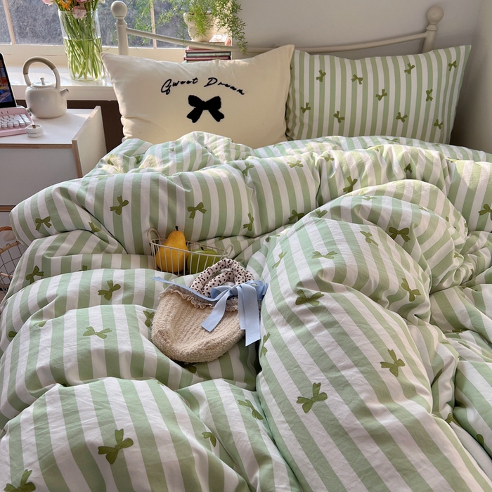 91家纺网 家纺一手货源 找家纺 桃心家居 2025新款A类亲肤舒适软糯云柔水洗棉毛巾绣奶油可爱蝴蝶结水洗棉系列四件套 云柔水洗棉-奶油蝴蝶结绿绿