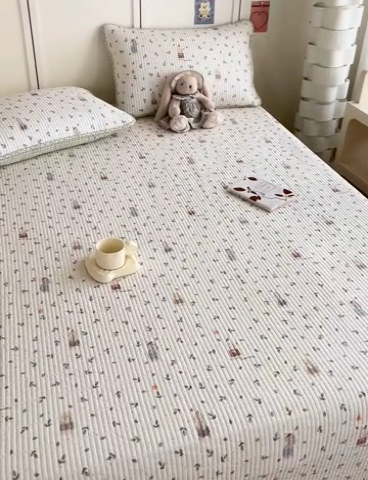 91家纺网 家纺一手货源 找家纺 沐纯家居  2025新款40支双面纯棉印花床盖三件套 小美好