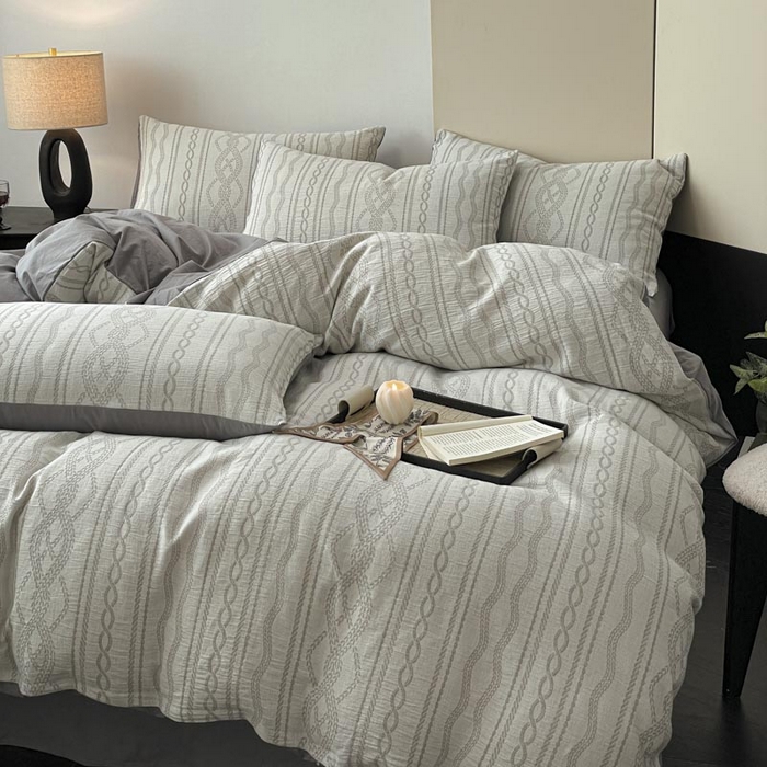 91家纺网 家纺一手货源 找家纺 ab家纺 2025新款全棉三层纱小提花四件套 暖阳-灰