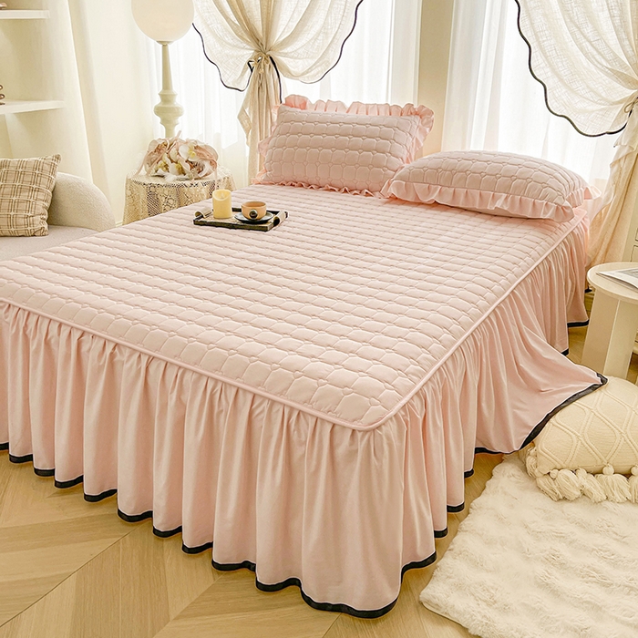 91家纺网 家纺一手货源 找家纺 笠裙家纺 2025新款防水款A类原棉水洗棉夹大豆棉加厚床裙-爱格系列 爱格-玫瑰粉