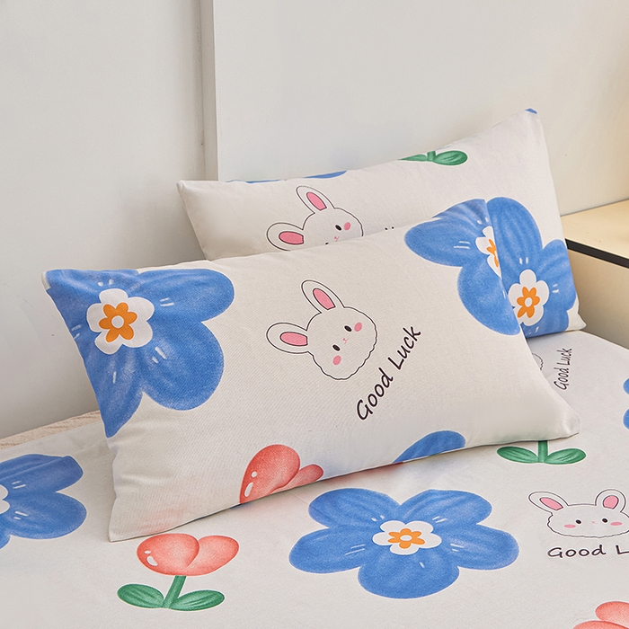 91家纺网 家纺一手货源 找家纺 首爱家纺 2025新款印花原棉标老粗布床单老粗布凉席软凉席 小花luck兔