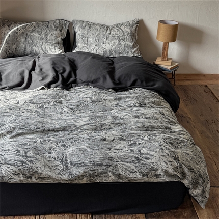 91家纺网 家纺一手货源 找家纺 （总）简家居 2025新款60支色织空气棉四件套-竹影-黑