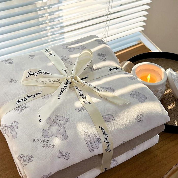 91家纺网 家纺一手货源 找家纺 暖芯优选 2025新款针织棉双层纱四件套小碎花被套床单床笠款学生三件套新款直播热款-叠拍图-系列一 礼物