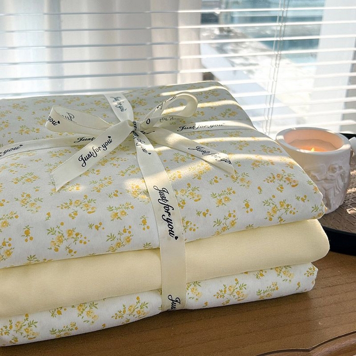 91家纺网 家纺一手货源 找家纺 暖芯优选 2025新款针织棉双层纱四件套小碎花被套床单床笠款学生三件套新款直播热款-叠拍图-系列一 知晓