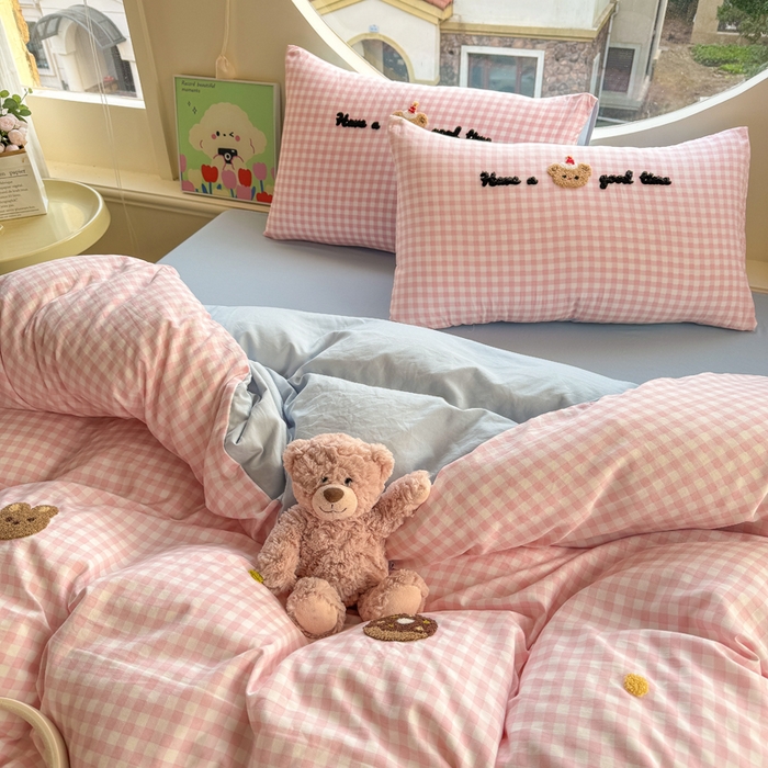 91家纺网 家纺一手货源 找家纺 优佳优品 2024新款水洗棉毛巾绣四件套（可提供买家秀） 幸运小熊