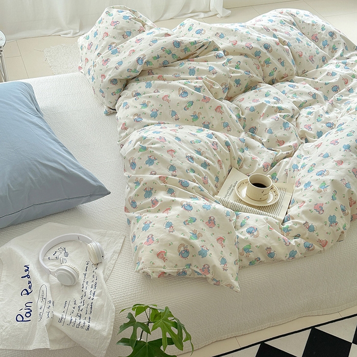 91家纺网 家纺一手货源 找家纺 2025新款纯棉小清新小碎花学生被套 花园兔兔 雾蓝