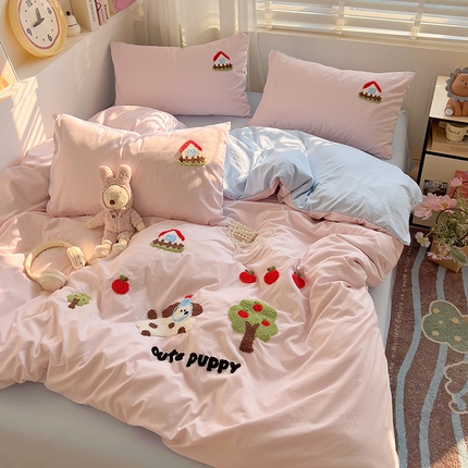 暖芯优选 2025新款超柔水洗棉INS小红书毛巾绣卡通四件套（提供买家秀） 苹果狗狗