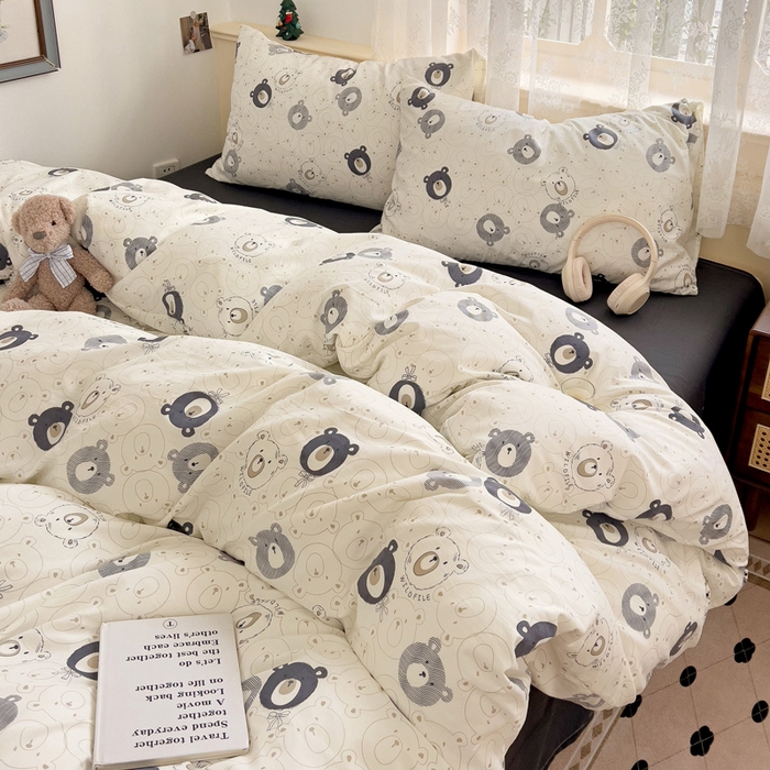 91家纺网 家纺一手货源 找家纺 夜笙2025新款A类水洗棉双层纱印花四件套 甜豆熊