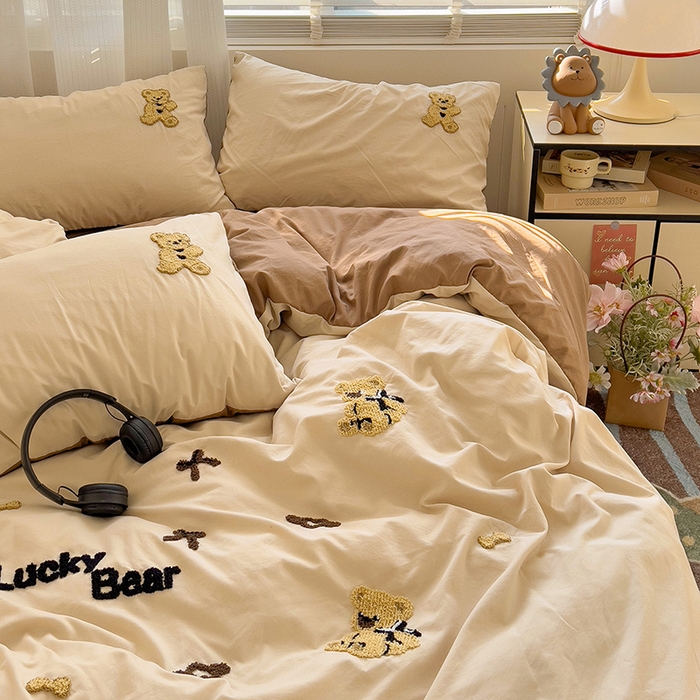 91家纺网 家纺一手货源 找家纺 暖芯优选 2025新款超柔水洗棉INS小红书毛巾绣卡通四件套（提供买家秀） 焦糖奶茶