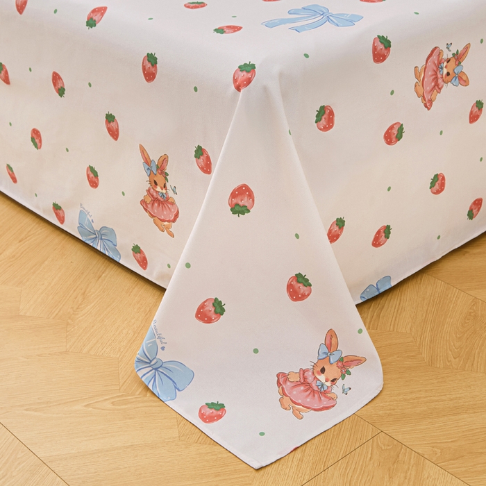 91家纺网 家纺一手货源 找家纺 首爱家纺 2025新款印花原棉标老粗布床单老粗布凉席软凉席 草莓小兔