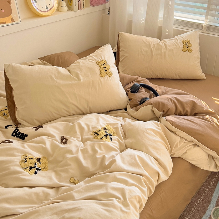 91家纺网 家纺一手货源 找家纺 暖芯优选 2025新款超柔水洗棉INS小红书毛巾绣卡通四件套（提供买家秀） 焦糖奶茶