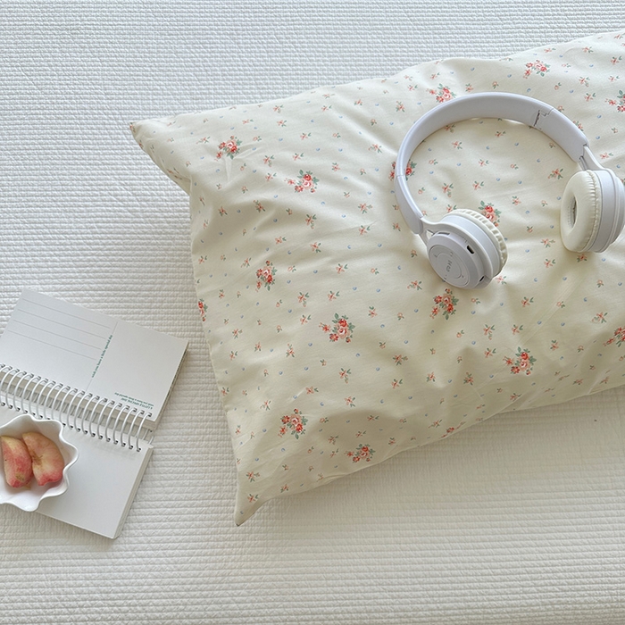 91家纺网 家纺一手货源 找家纺 2025新款纯棉小清新小碎花学生枕套 清如