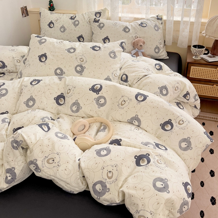 91家纺网 家纺一手货源 找家纺 夜笙2025新款A类水洗棉双层纱印花四件套 甜豆熊