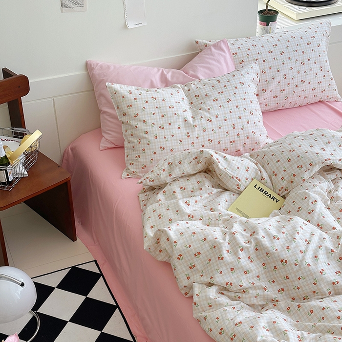 91家纺网 家纺一手货源 找家纺 2025新款纯棉小清新四件套小碎花学生三件套纯色床单印花枕套双人床笠 篱落粉