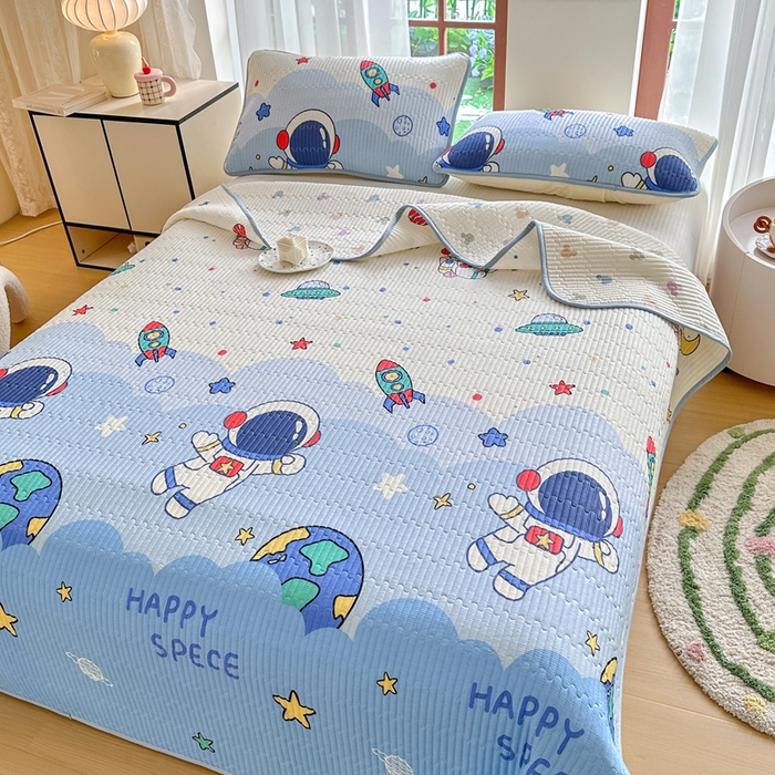 91家纺网 家纺一手货源 找家纺 2025新款13070单面全棉绗缝床盖三件套 太空卫士