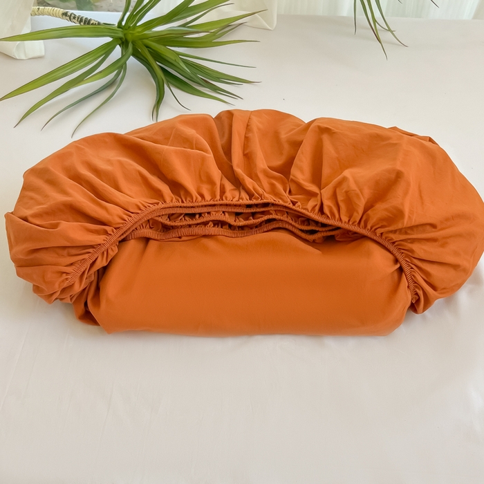 91家纺网 家纺一手货源 找家纺 韩巢家纺 2025新款A类纯色格子水洗棉床笠单件床罩床套 A类铁锈红-床笠