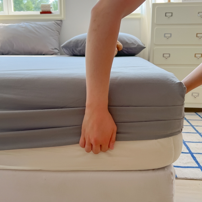 91家纺网 家纺一手货源 找家纺 韩巢家纺 2025新款A类纯色格子水洗棉床笠单件床罩床套 A类浅灰-床笠