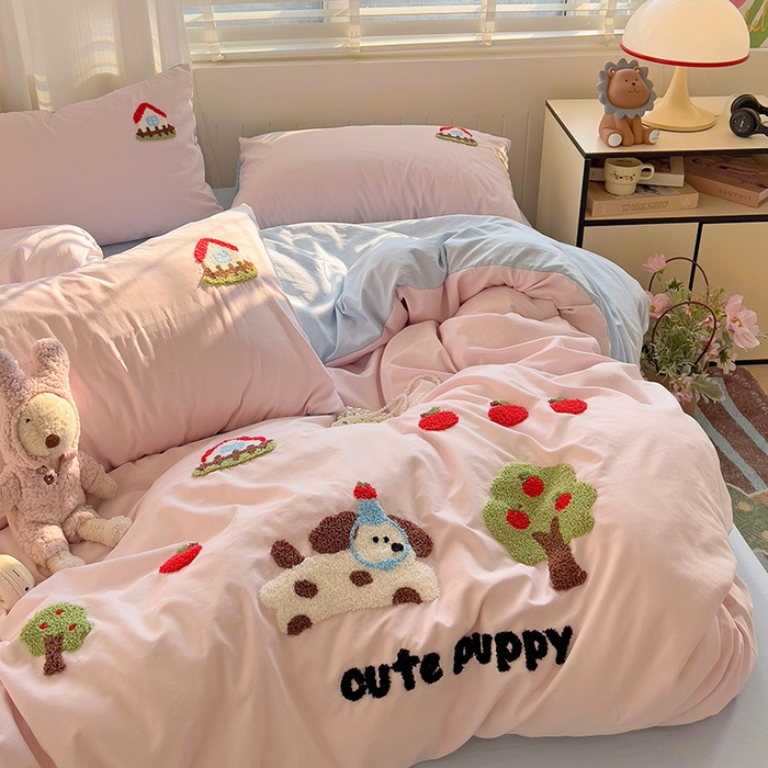 91家纺网 家纺一手货源 找家纺 暖芯优选 2025新款超柔水洗棉INS小红书毛巾绣卡通四件套（提供买家秀） 苹果狗狗