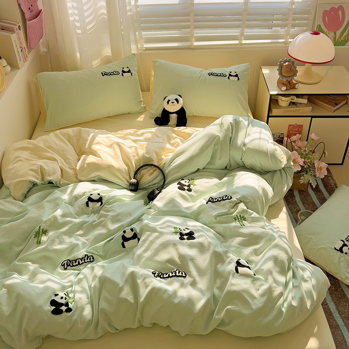 91家纺网 家纺一手货源 找家纺 暖芯优选 2025新款超柔水洗棉INS小红书毛巾绣卡通四件套（提供买家秀） 翠竹熊猫