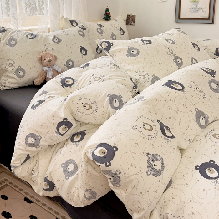 91家纺网 家纺一手货源 找家纺 夜笙2025新款A类水洗棉双层纱印花四件套 甜豆熊