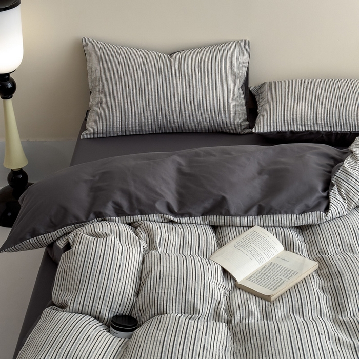 91家纺网 家纺一手货源 找家纺 席世家 2025新款全棉色织提花四件套-速写 速写-黑