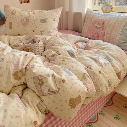 91家纺网 家纺一手货源 找家纺 六巷胡同 2025新款INS卡通童趣混搭风全棉卡通四件套 混搭-花花垂耳兔