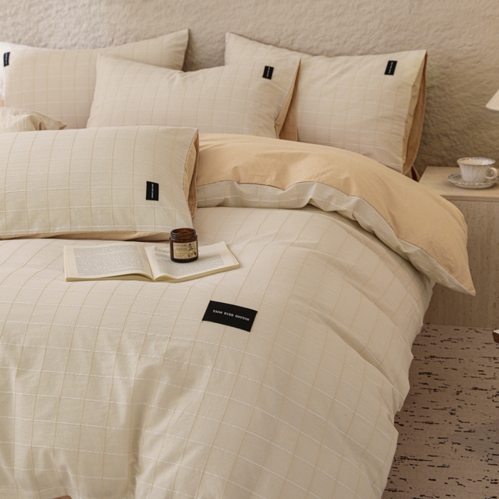 91家纺网 家纺一手货源 找家纺 呗旺鹿 2025新款静奢风-锦绣系列全棉色织提花小方格四件套 锦绣桃花暖阳