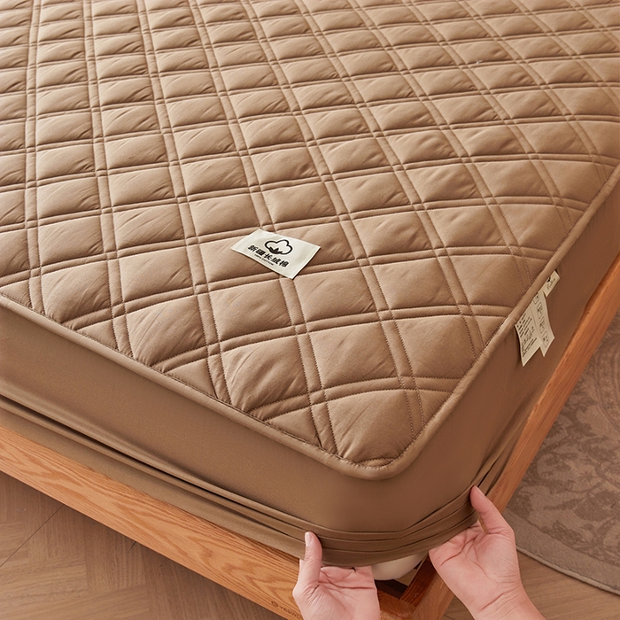 91家纺网 家纺一手货源 找家纺 笠客家纺 2025新款全棉水洗棉夹棉床笠-棉格款 棉格-卡其