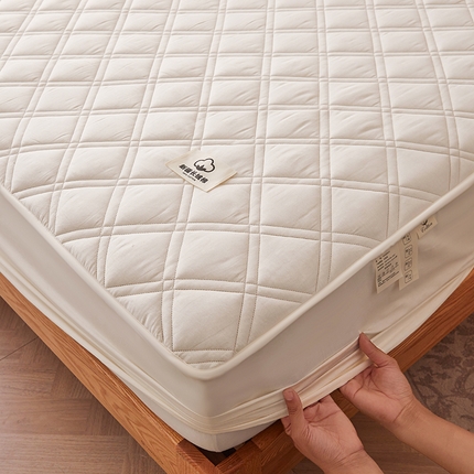 91家纺网 家纺一手货源 找家纺 笠客家纺 2025新款全棉水洗棉夹棉床笠-棉格款 棉格-米白