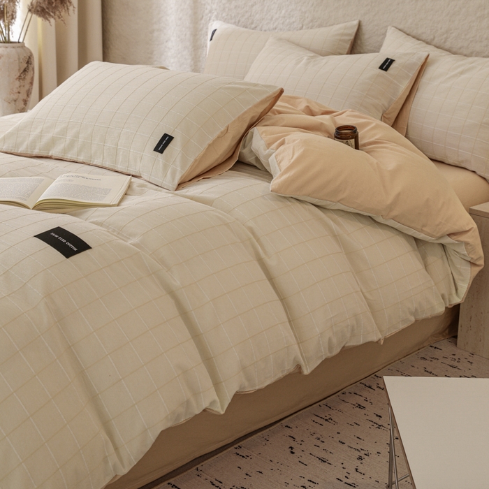 91家纺网 家纺一手货源 找家纺 呗旺鹿 2025新款静奢风-锦绣系列全棉色织提花小方格四件套 锦绣桃花暖阳