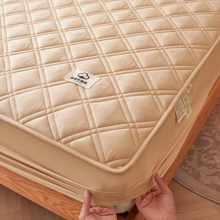 91家纺网 家纺一手货源 找家纺 笠客家纺 2025新款全棉水洗棉夹棉床笠-棉格款 棉格-浅咖