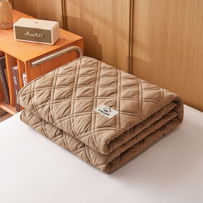 91家纺网 家纺一手货源 找家纺 笠客家纺 2025新款全棉水洗棉夹棉床笠-棉格款 棉格-卡其