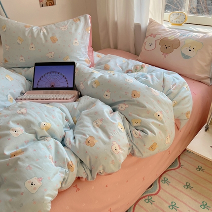 91家纺网 家纺一手货源 找家纺 六巷胡同 2025新款INS卡通童趣混搭风全棉卡通四件套 混搭-奶酪派对犬