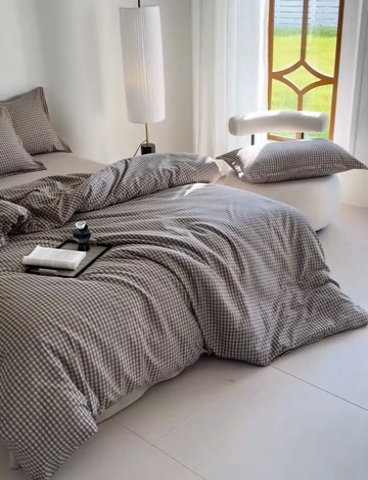 91家纺网 家纺一手货源 找家纺 壹号库 2025秋冬新款针织双层纱小清新印花四件套（专版花型） 罗格先生