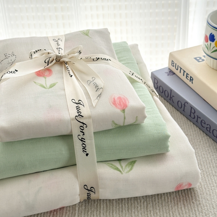 91家纺网 家纺一手货源 找家纺 2025新款全棉A类双层纱四件套系列-叠拍 郁金香小兔