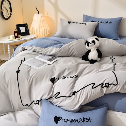 91家纺网 家纺一手货源 找家纺 炫拼家纺 2025新款灵动系A类全棉40支水洗棉毛巾绣四件套 灵动-挪威蓝