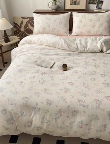 91家纺网 家纺一手货源 找家纺 2025新款全棉A类双层纱四件套系列-叠拍 语薇