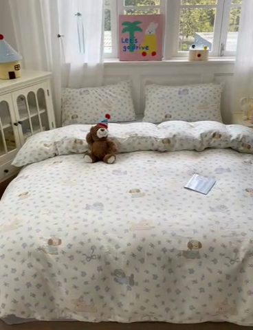 91家纺网 家纺一手货源 找家纺 2025新款全棉A类双层纱四件套系列-叠拍 俏皮狗