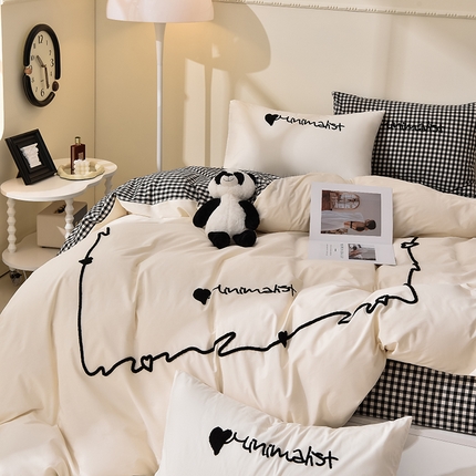 91家纺网 家纺一手货源 找家纺 炫拼家纺 2025新款灵动系A类全棉40支水洗棉毛巾绣四件套 灵动-黑格