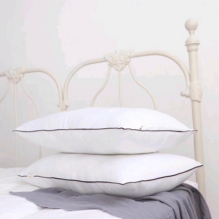 91家纺网 家纺一手货源 找家纺 （总）2025新款白色磨毛压不扁高弹枕  跑量 特惠枕头枕芯