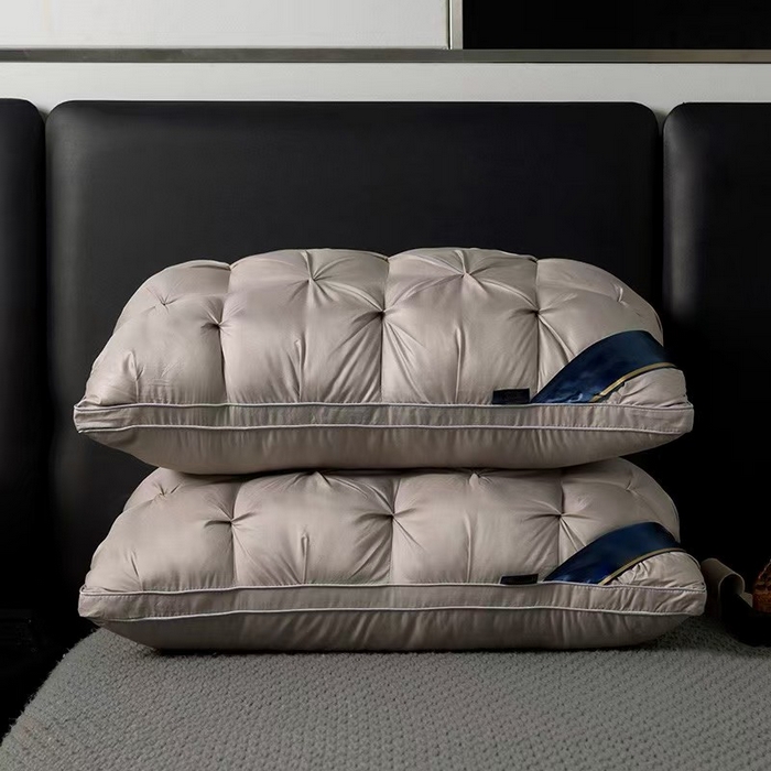 91家纺网 家纺一手货源 找家纺 （总）2025新款星级酒店扭花羽丝枕  枕头枕芯45*75cm