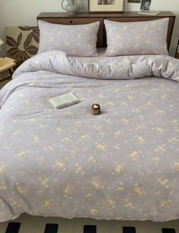 91家纺网 家纺一手货源 找家纺 2025新款全棉A类双层纱四件套系列-叠拍 小资情调