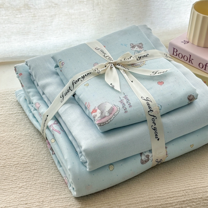 91家纺网 家纺一手货源 找家纺 2025新款全棉A类双层纱四件套系列-叠拍 神气猫