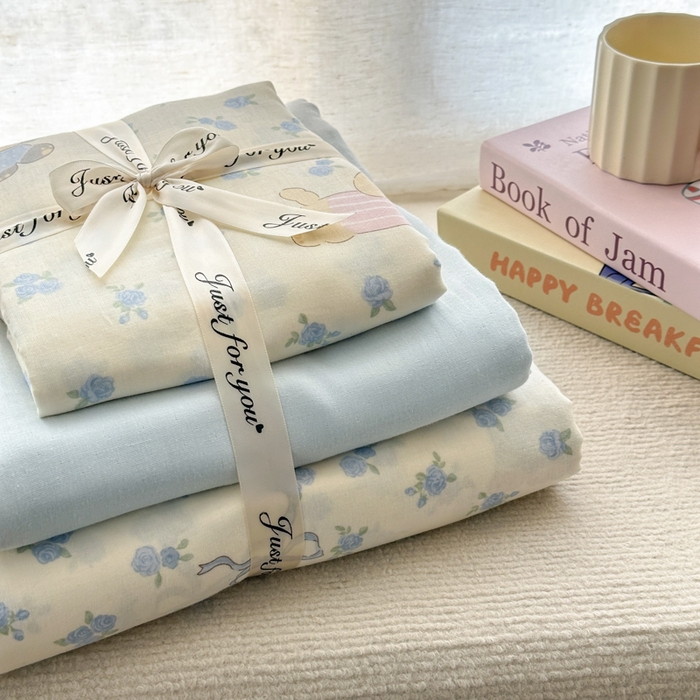 91家纺网 家纺一手货源 找家纺 2025新款全棉A类双层纱四件套系列-叠拍 俏皮狗