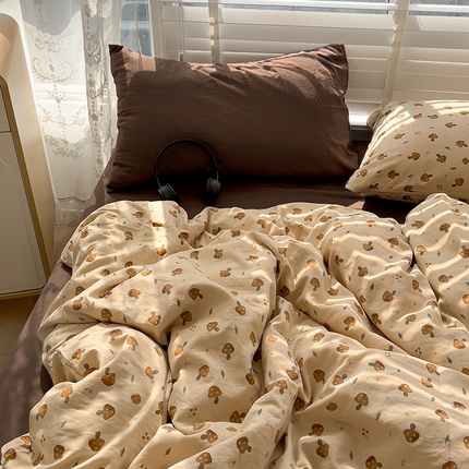 91家纺网 家纺一手货源 找家纺 繁花家居 2025新品超爆款亲肤水洗棉学生三件套四件套 小蘑菇